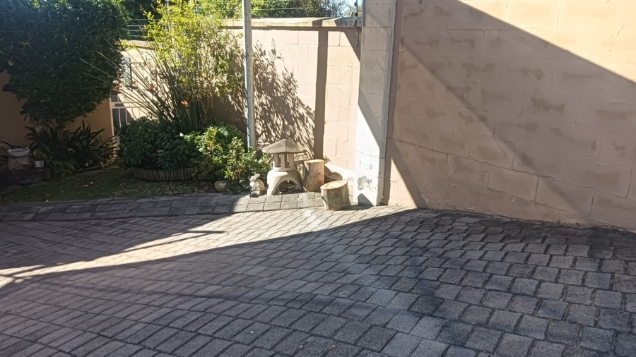 3 Bedroom Property for Sale in Haven Hills Eastern Cape